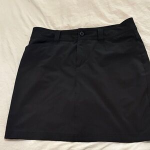 Eddie Bauer Women's Classic Black golf skort